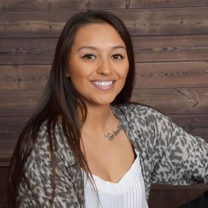 Meet your Posher, Charnelle